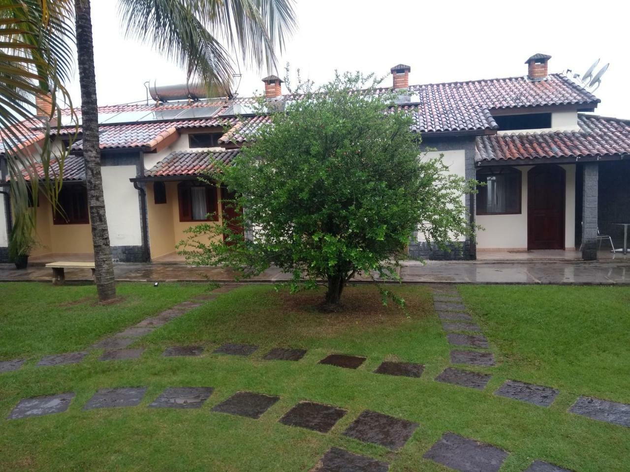 Pousada Nossa Senhora Penedo  Exterior foto A typical house in the city
